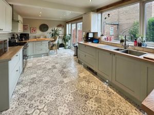 Photo 8- click for photo gallery